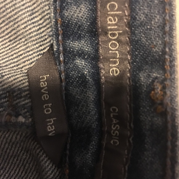 HIGHWASTED SHORT - Picture 3 of 7